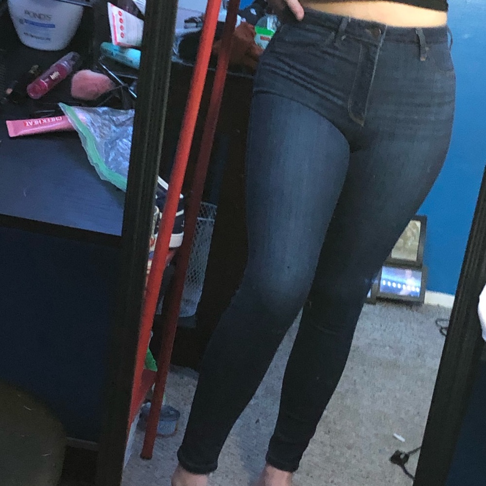 COPY - Hollister skinny jeans